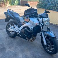 Suzuki GSR 600