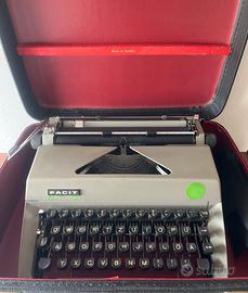 Macchina da scrivere