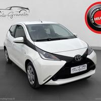 TOYOTA Aygo 1.0 VVT-i 69 CV 5p. x-cool IDEALE PER