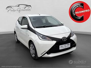 TOYOTA Aygo 1.0 VVT-i 69 CV 5p. x-cool IDEALE PER