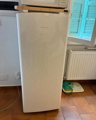 Frigorifero come nuovo Hisense 165lt