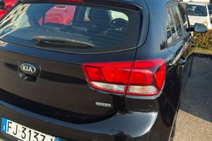 Kia Rio 1.4 CRDi 77 CV Active (2017)