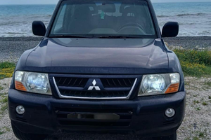 Mitsubishi pajero