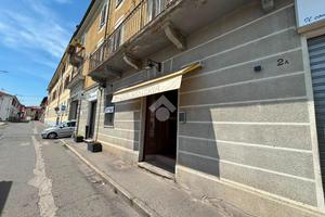 NEGOZIO A VENARIA REALE