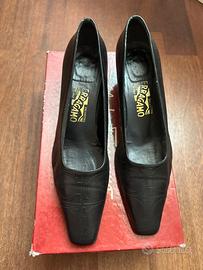 Scarpe décolleté nere Ferragamo