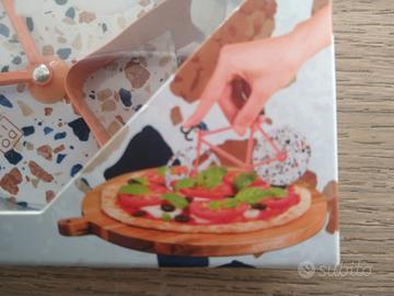cutter accessorio cucina taglia pizza originale 