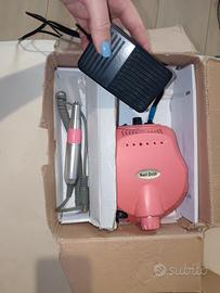 fresa e lampada per unghie 