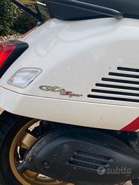 Vespa 300 gts super