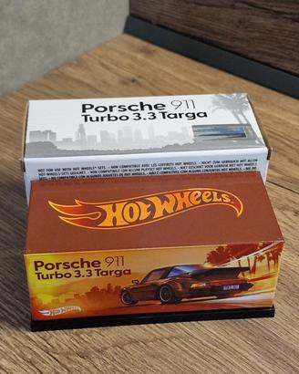 Hot Wheels 1988 Porsche 911 Targa Turbo