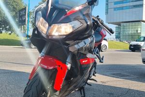 Benelli 302 R ABS