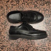Dr Martens Brough Black smooth nere