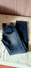 pantaloni jeans 