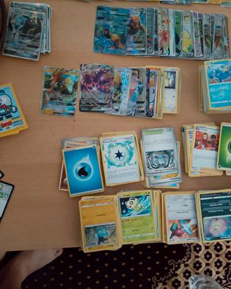Lotto carte Pokemon