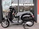 piaggio-vespa-300-gts-hpe