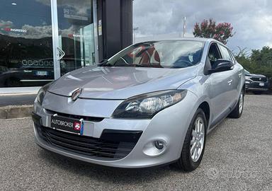 RENAULT Megane Mégane 1.5 dCi 110CV EDC ST GT Li