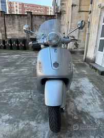 vespa 200 granturismo