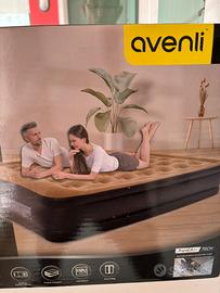 Materasso matrimoniale gonfiabile .
