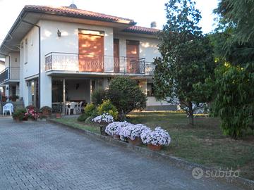 Villetta indipendente sulle colline dozzesi