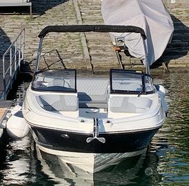 Bayliner VR5 ( 2024) bow rider
