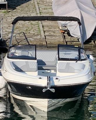 Bayliner VR5 ( 2024) bow rider
