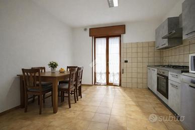 3 LOCALI A ARCUGNANO