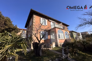 SCALA BONGHI - Casa con giardino.