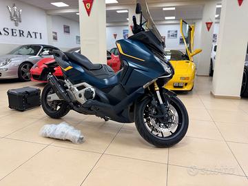 Honda Forza 750 Scarico Akrapovic permute auto mot