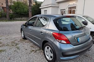 peugeot 207 come nuova