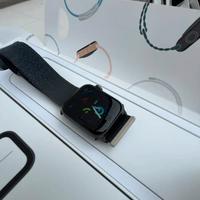 Apple watch series 4