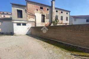 CASA INDIPENDENTE A TOMBOLO