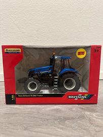 Modellino Trattore NEW HOLLAND T8.320 1:32