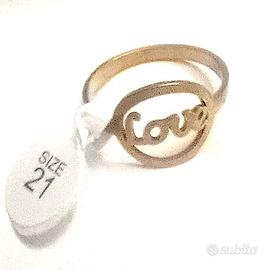 Anello in acciaio dorato