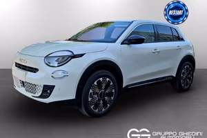 FIAT 600 Hybrid La Prima Hybrid 110cv