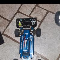 macchinina telecomandata.