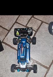 macchinina telecomandata.