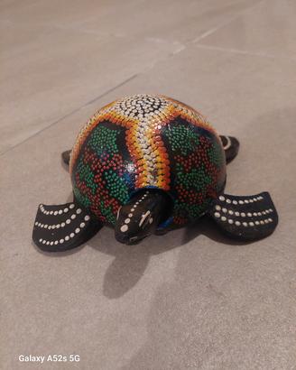 Tartaruga giocattolo noce di cocco