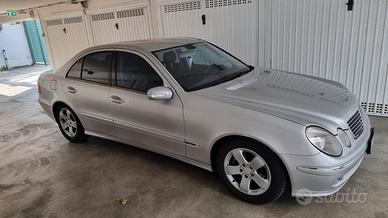 MERCEDES E220 CDI Avantgarde ASI