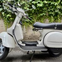 Piaggio Vespa 125 PX - 2011