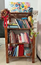 Libreria in legno ikea: leggera e comoda