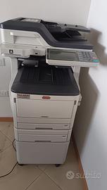Multifunzione a colori Oki MC883 pari al nuovo
