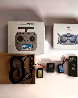 Kit FPV Digitale: RadioMaster TX16S + DJI Goggles