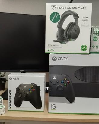 XBOX SERIES S 1T CON MONITOR E ACCESSORI 