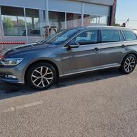 VW Passat Highline/Comfortline