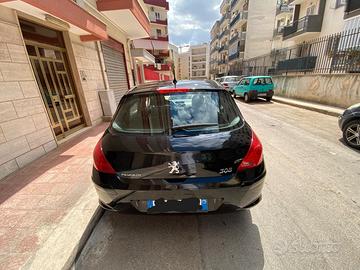 Peugeot 308 2010