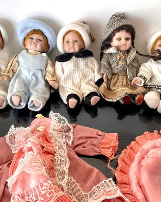 n. 5 graziosi bambolotti in ceramica