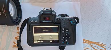 Canon eos 800D con tele efs 18-135 usm