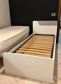 Letto singolo + letto estraibile con 2 materassi