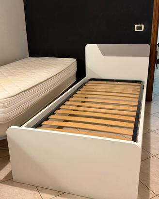 Letto singolo + letto estraibile con 2 materassi