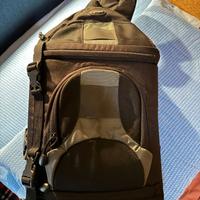 ZAINO LOWEPRO MONOSPALLA