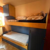 Cameretta: letto a castello + armadio